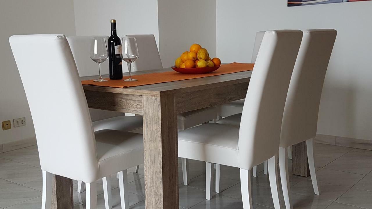 Loft Baia Di Giardini公寓 外观 照片