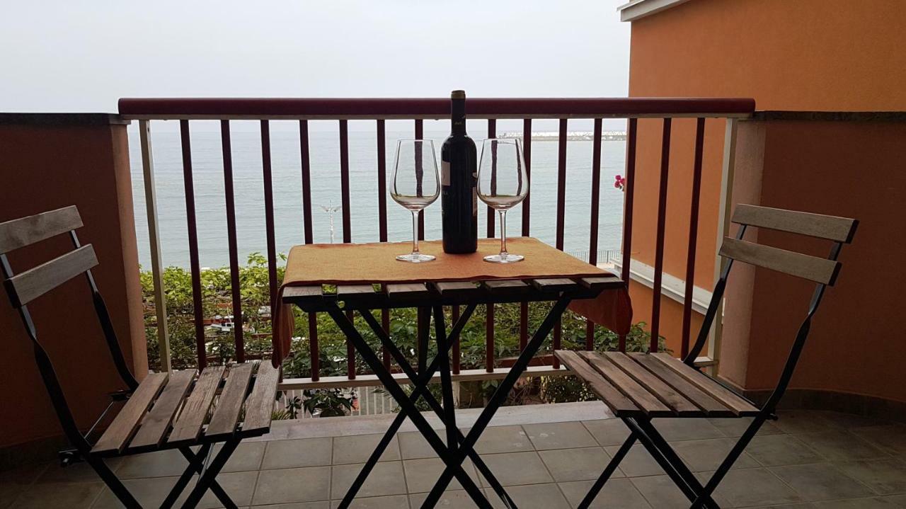 Loft Baia Di Giardini公寓 外观 照片