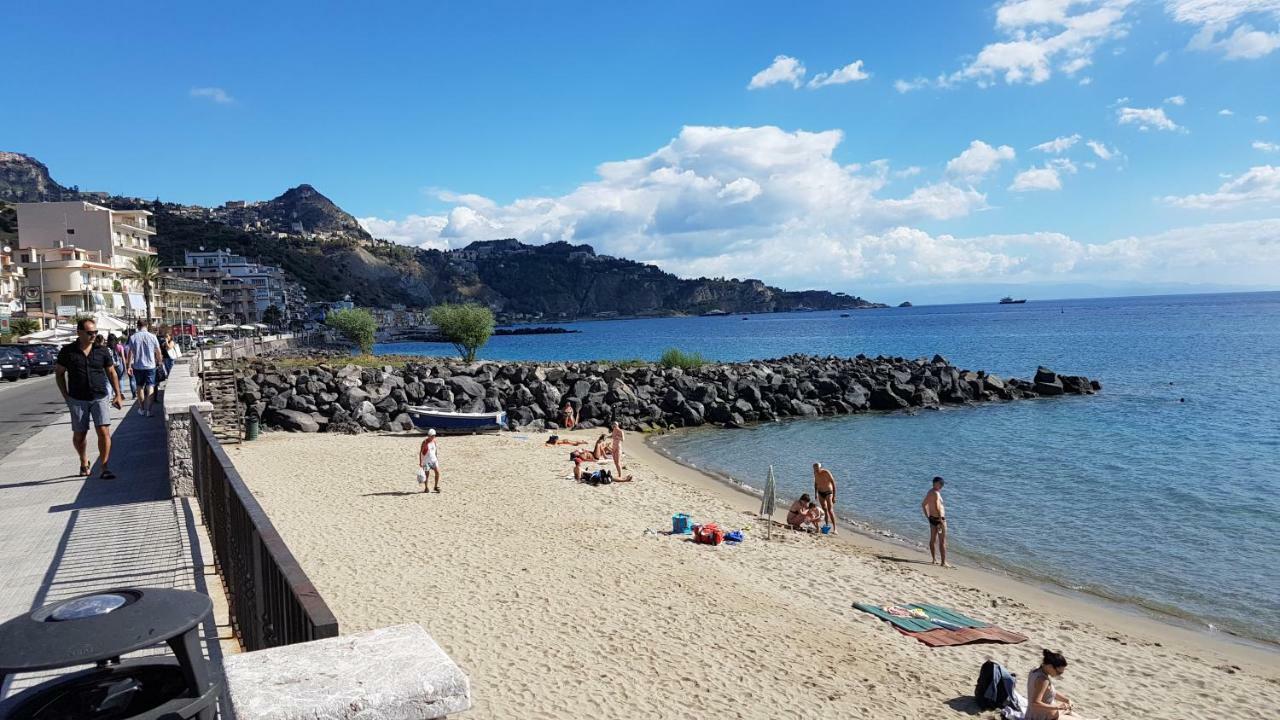 Loft Baia Di Giardini公寓 外观 照片