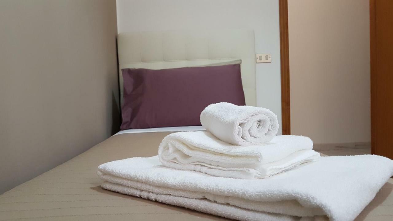 Loft Baia Di Giardini公寓 外观 照片
